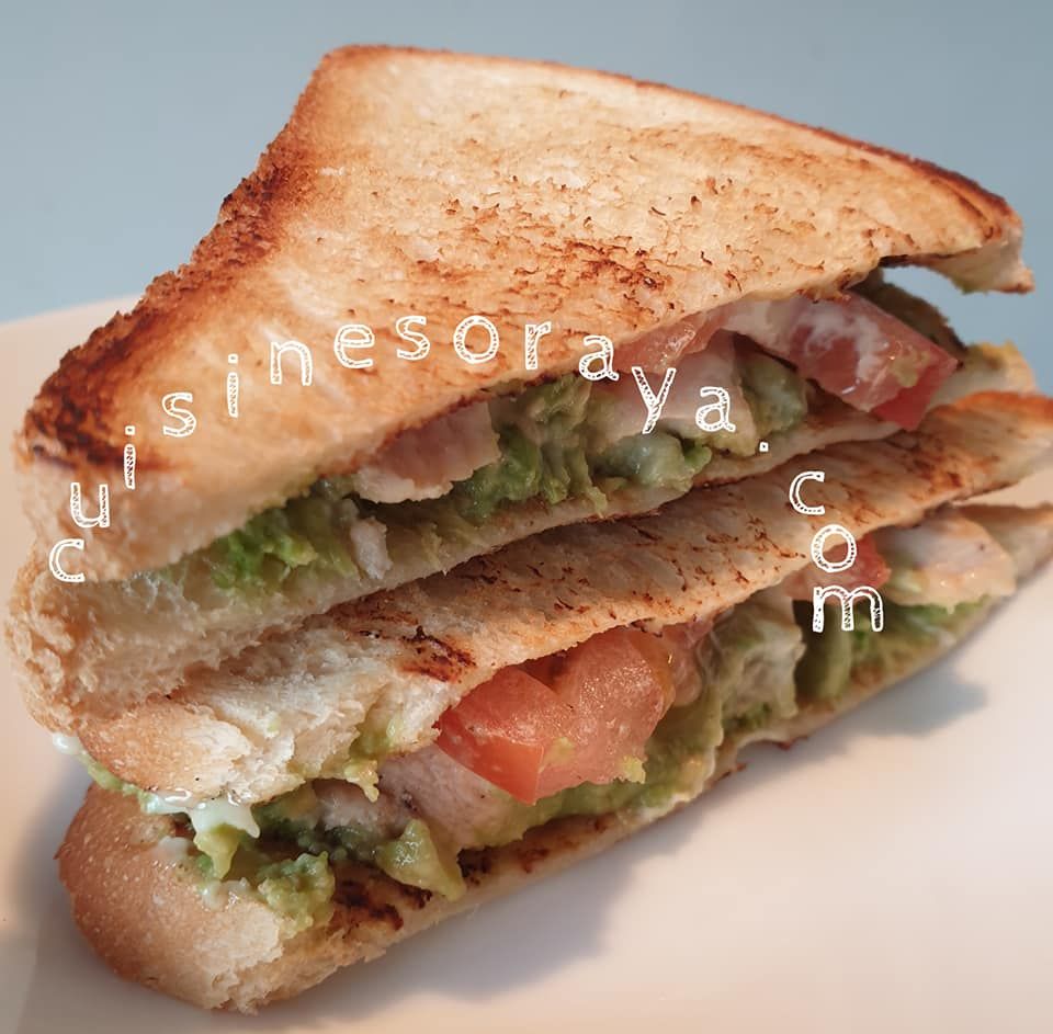Club sandwich poulet et avocat