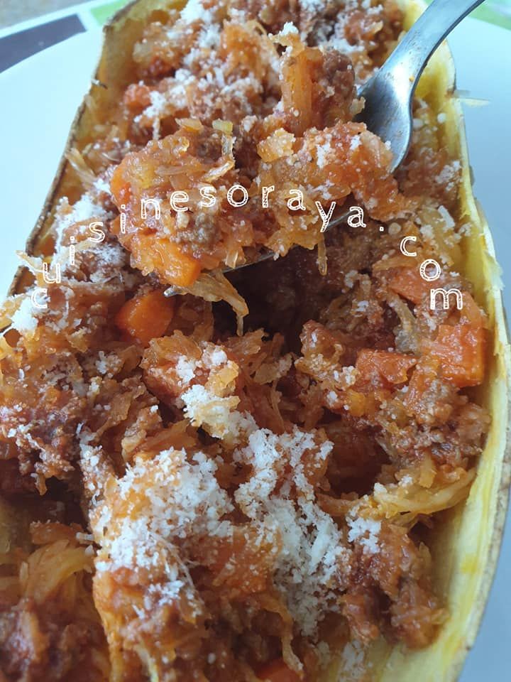 Courge spaghetti à la bolognaise