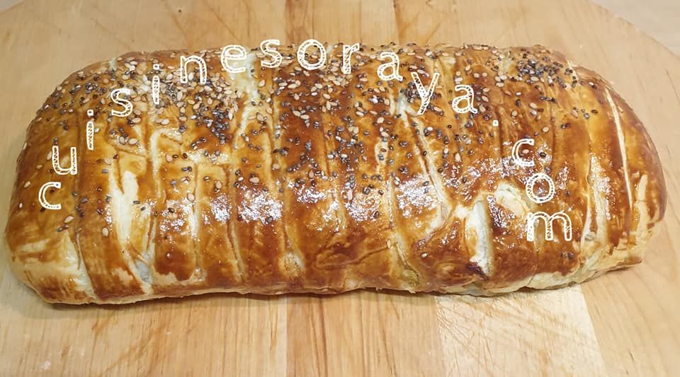 Tresse feuilletée à la fondue de poireaux et saumon