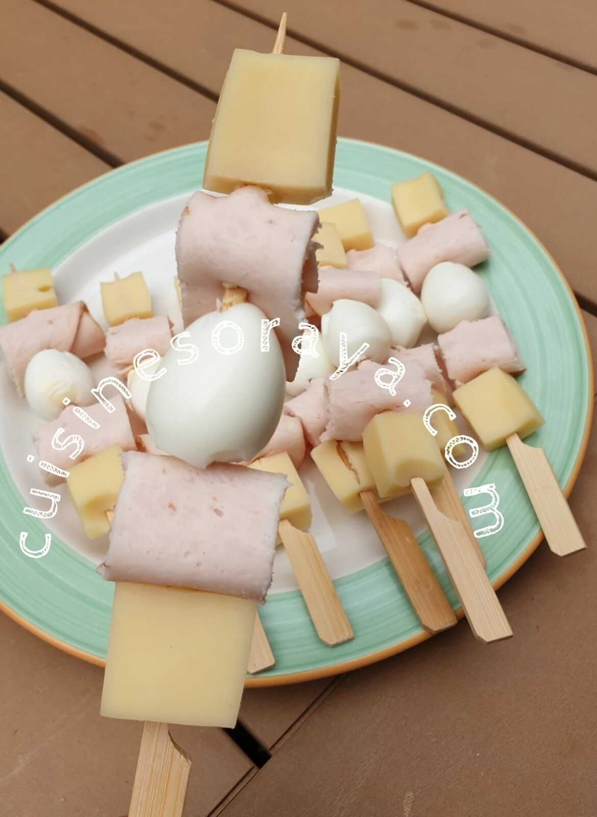 Brochette de fromage, oeuf et blanc de poulet – Sans résidu