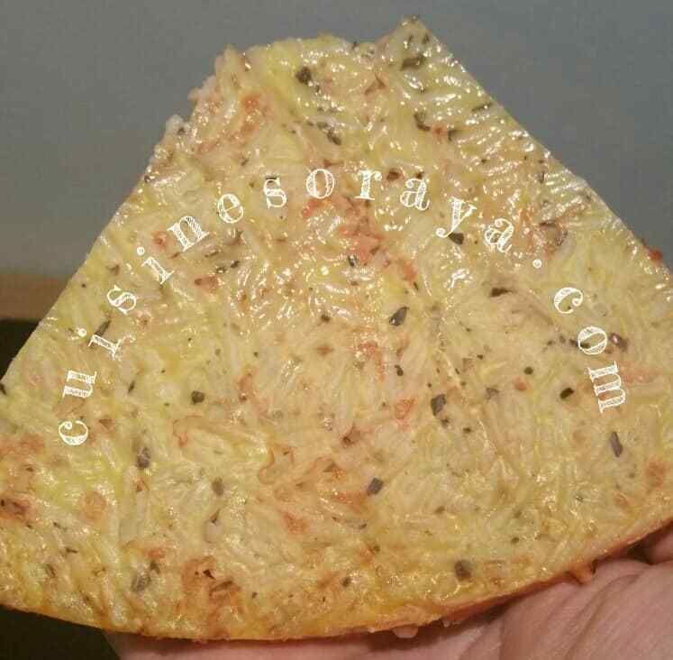 Pizza riz aux légumes et thon